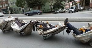 kağıt toplayıcıları